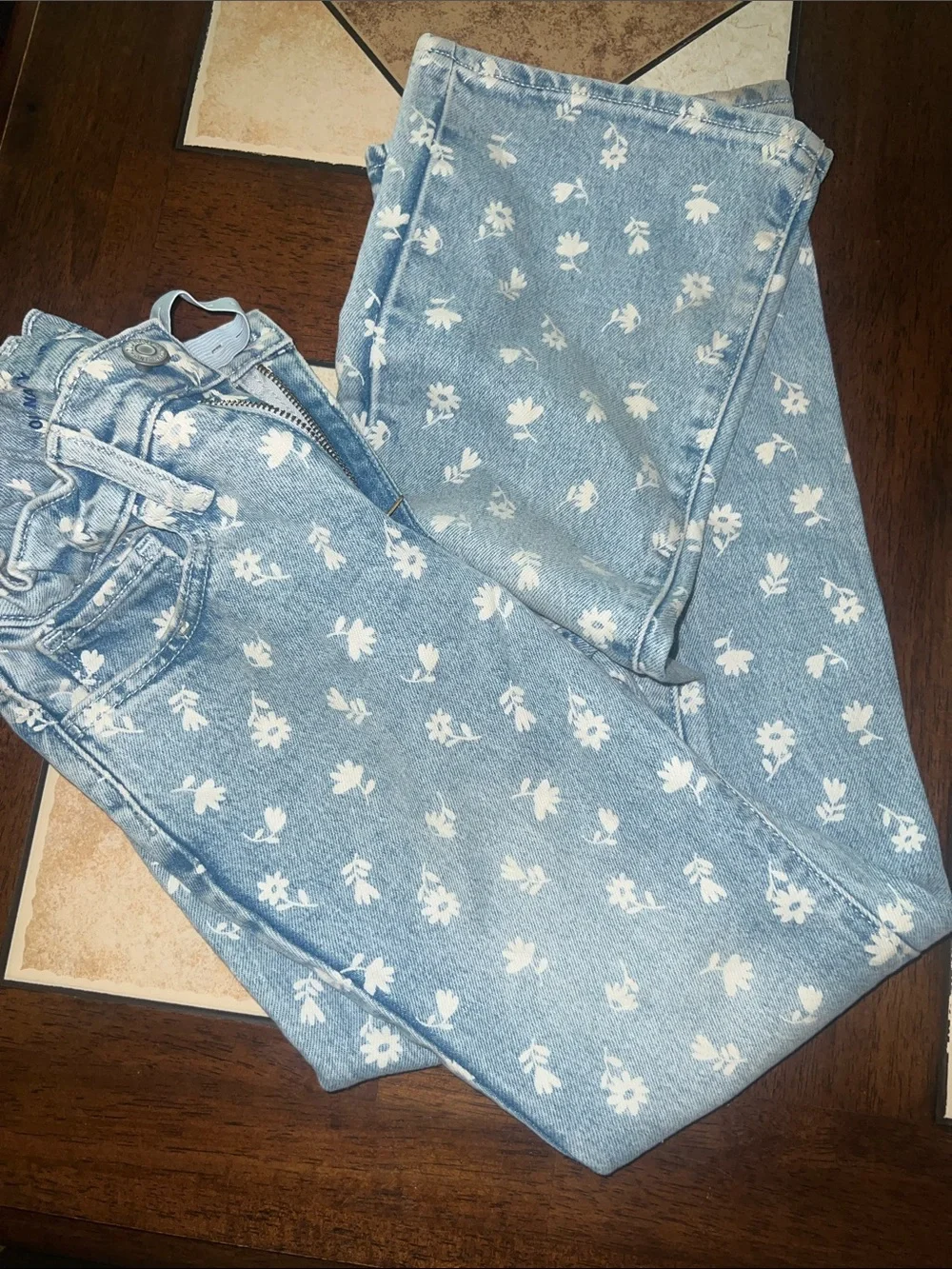 Old Navy Light Blue Floral Print Jeans for Kids